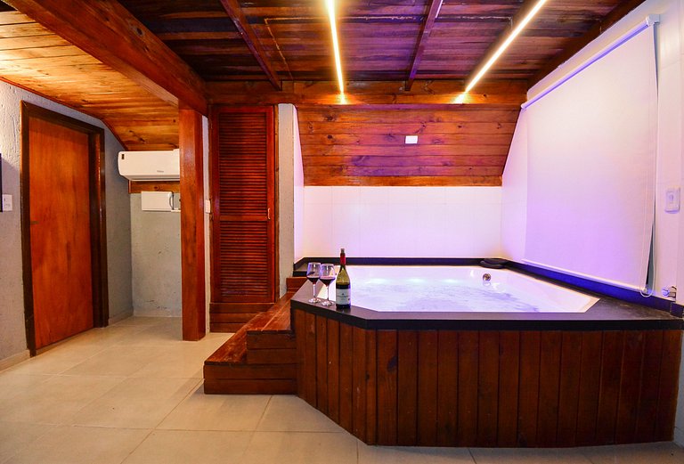 Casa Exclusiva com Piscina e Vista Mar - PLH009