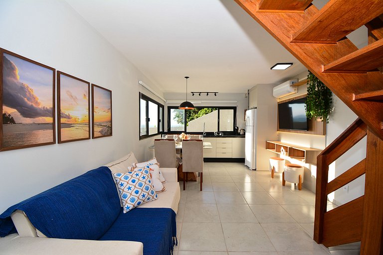 Casa Exclusiva com Piscina e Vista Mar - PLH009