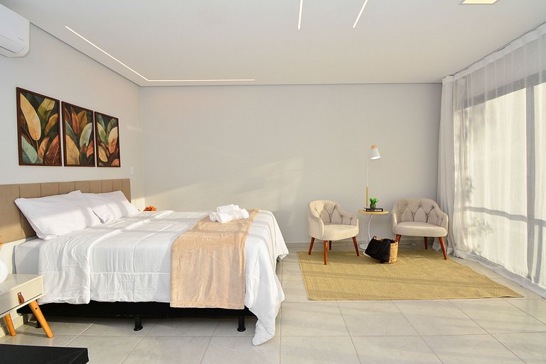 Casa Exclusiva com Piscina e Vista Mar - PLH009