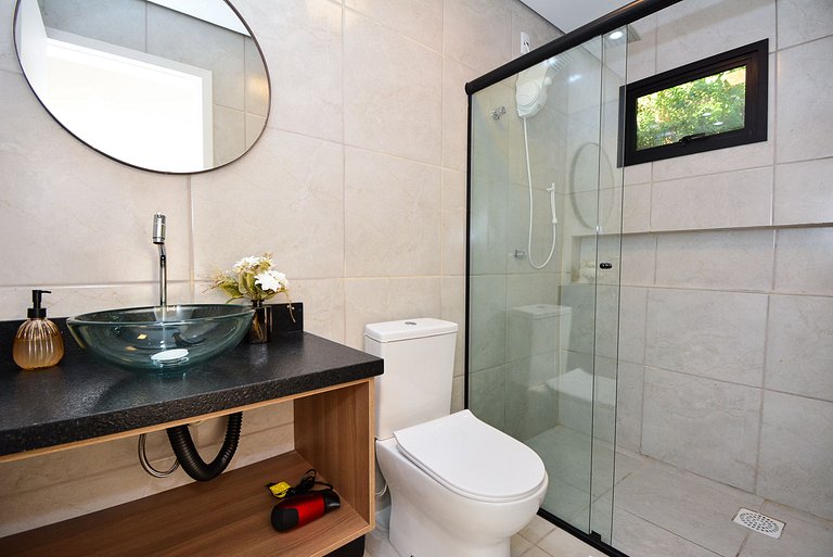 Casa Exclusiva com Piscina e Vista Mar - PLH009