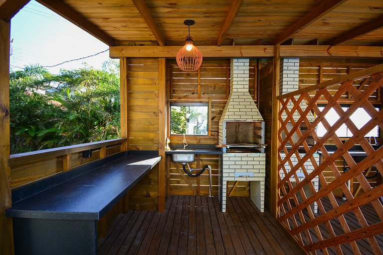 Casa Exclusiva com Piscina e Vista Mar - PLH009
