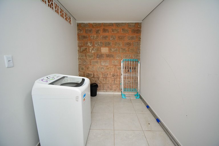 Casa Exclusiva com Piscina e Vista Mar - PLH009