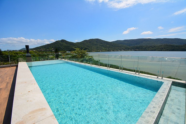 Elegante Loft na Lagoa da Conceição - LDI006