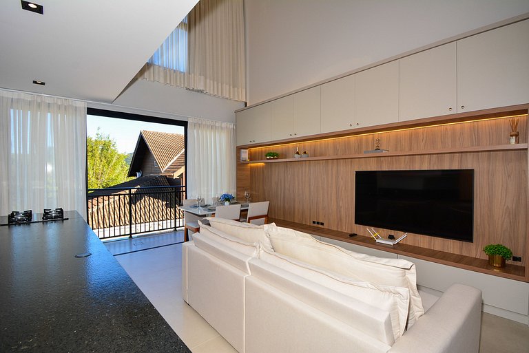 Elegante Loft na Lagoa da Conceição - LDI006