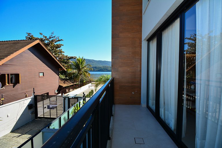 Elegante Loft na Lagoa da Conceição - LDI006