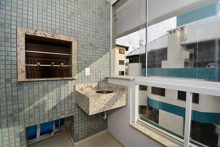 Apartamento a poucos passos da Praia dos Ingleses