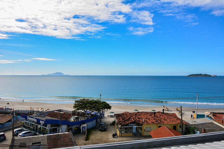 Apartamento a poucos passos da Praia dos Ingleses