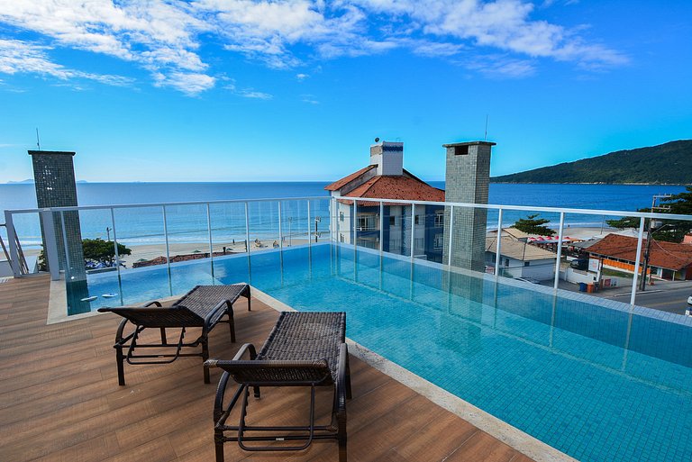 Apartamento a poucos passos da Praia dos Ingleses