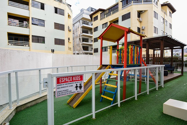 Apartamento a poucos passos da Praia dos Ingleses