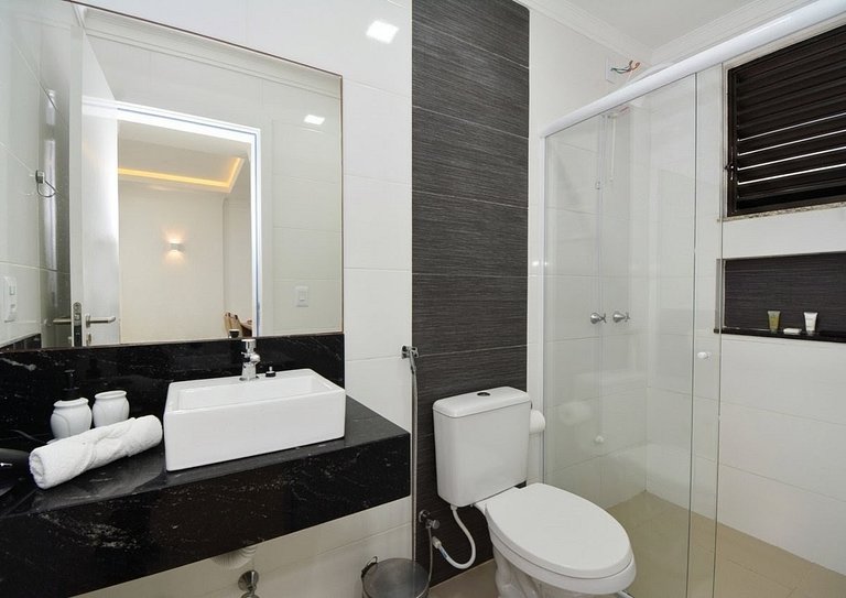 Apartamento a poucos passos da Praia dos Ingleses