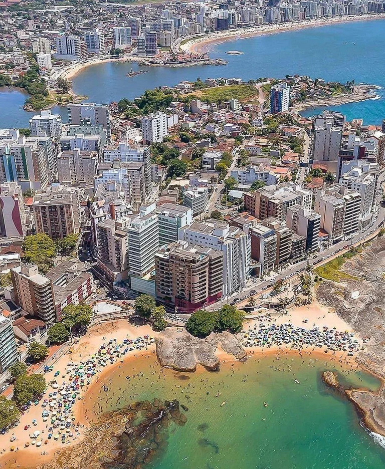 Cobertura Com Piscina em Guarapari - GUA001